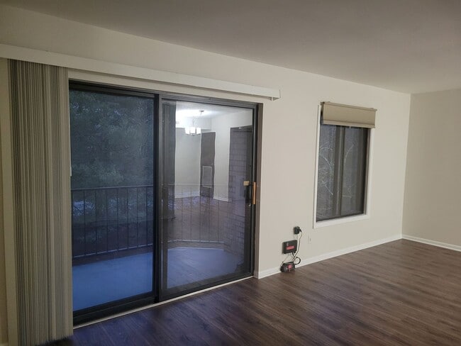 Photo - Charming 1 BR/1 BA Condo in Greenbelt!