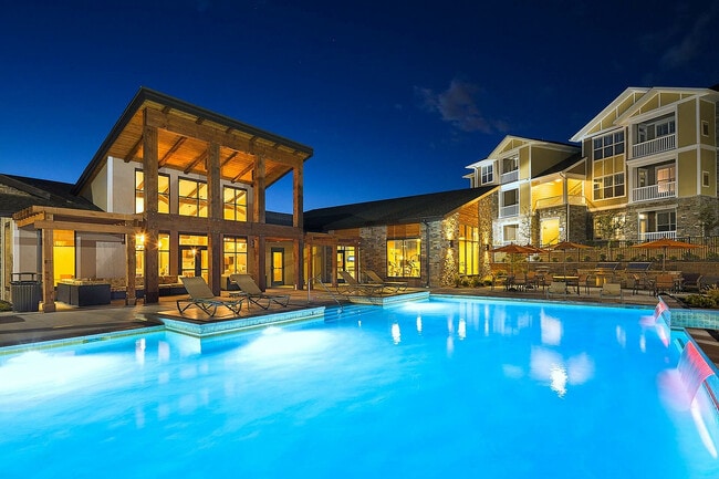 Building Photo - Ascent 430