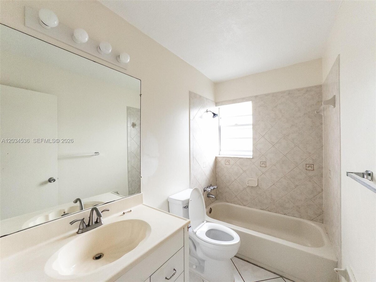 Photo - 5870 NW 16th Pl Unit 2