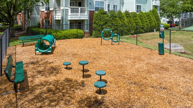 Dog Agility Park - Cambridge Apartments