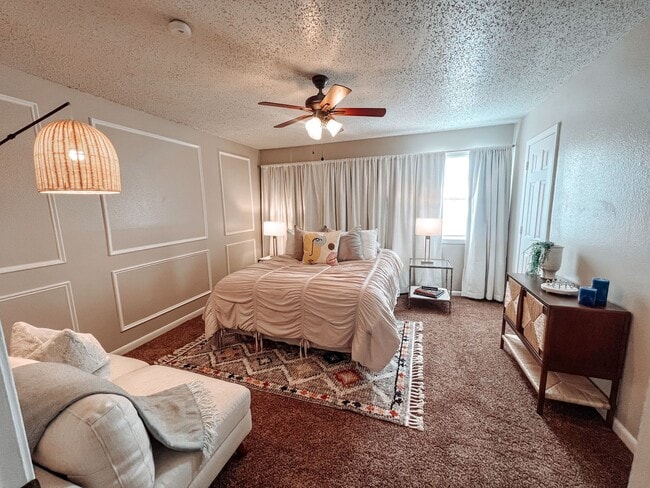 Town & Country Apartments