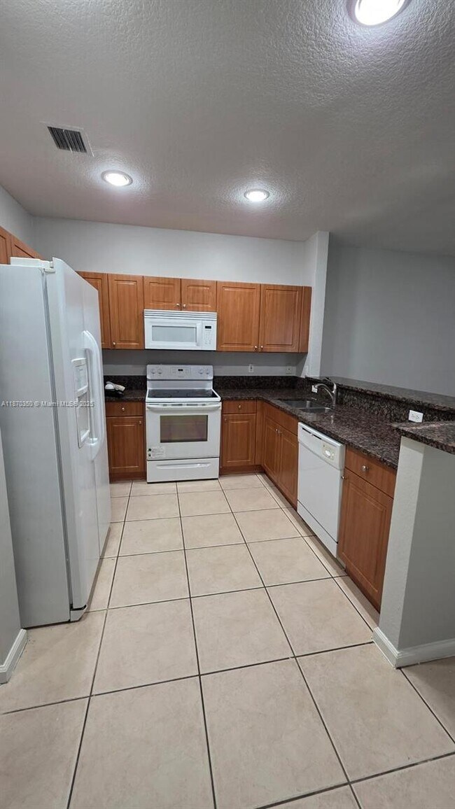 Photo - 2748 SW 83rd Ave