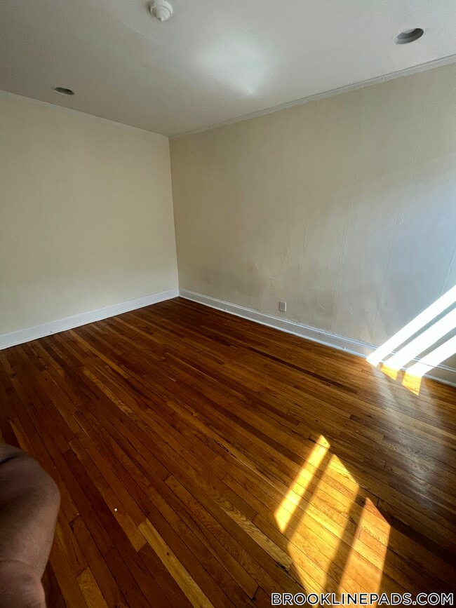 Photo - 364 Riverway Unit 15