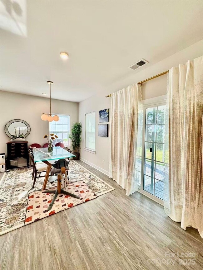 Photo - 4735 Green Mountain Dr