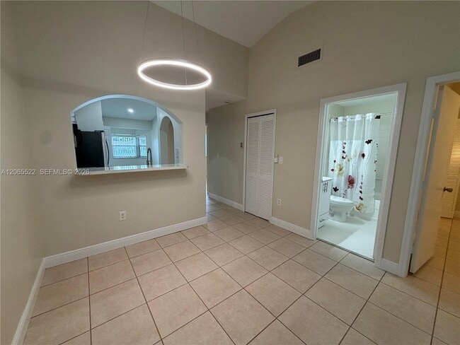 Photo - 1250 SE 29th St Unidad 202-58