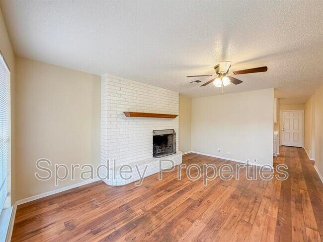 Photo - 3705 Ivanhoe Dr