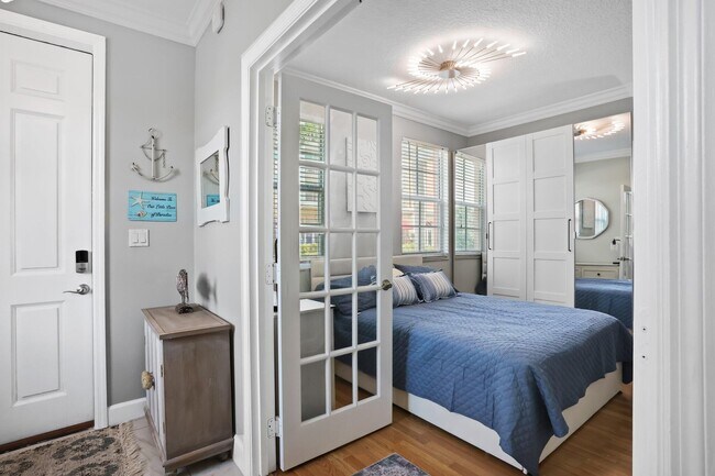 Photo - 106 Moorings Dr