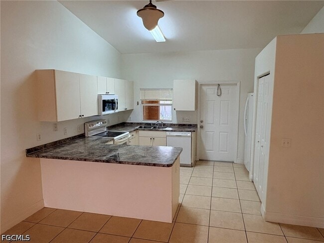 Photo - 3824 SW 8th Pl