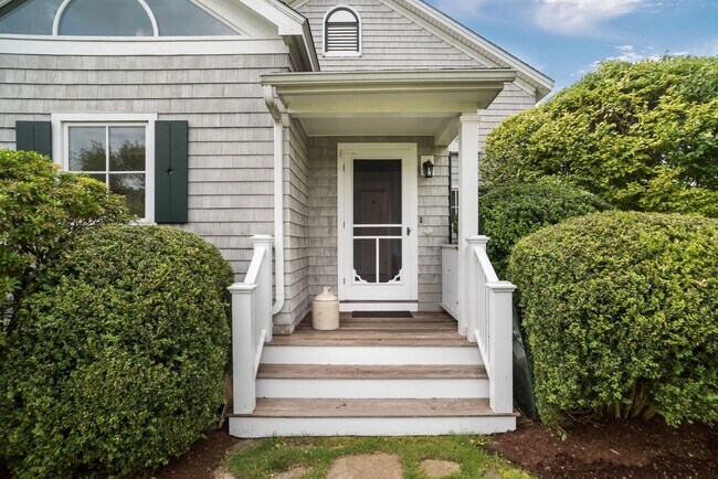 Photo - 43 Soundview Ave