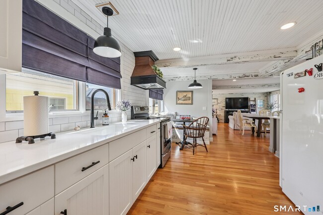 Photo - 899 Ocean Ave