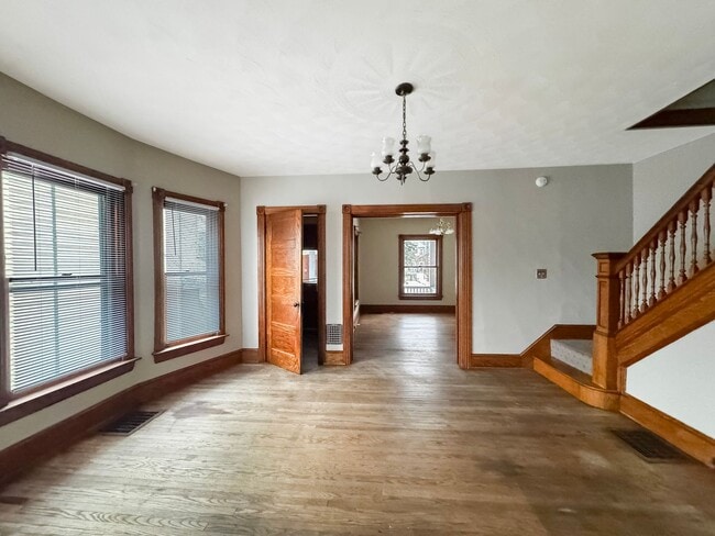 Photo - 812-814 Third Ave Unidad 812