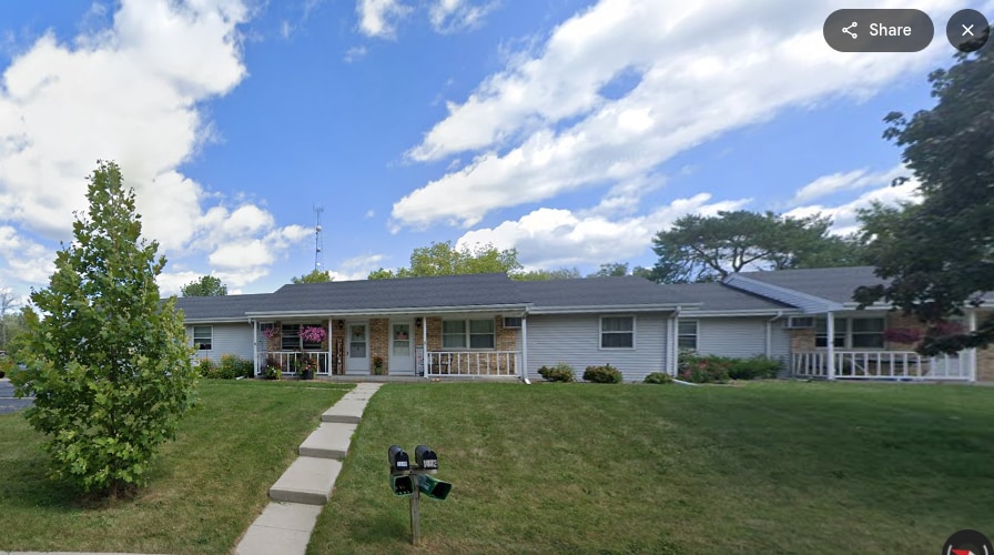 Front of Town House - 1070 Mineral Springs Dr Townhome