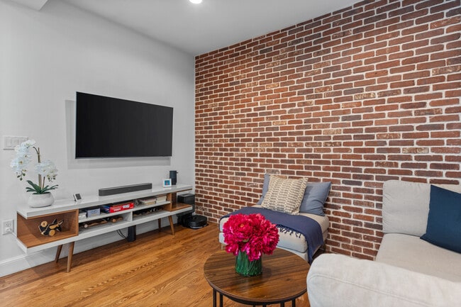 Photo - 113 Chandler St Unidad 1