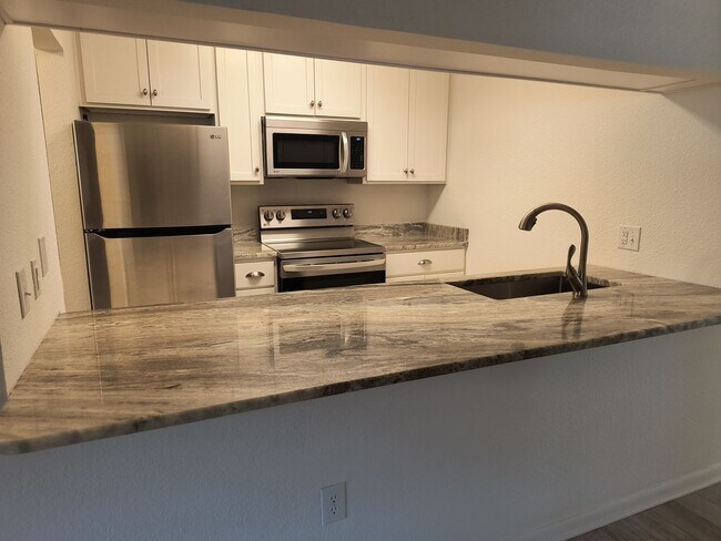 Photo - WONDERFUL 2 Bedroom 1.5 Bathroom condo