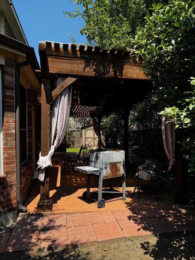 Photo - 505 Titleist Dr