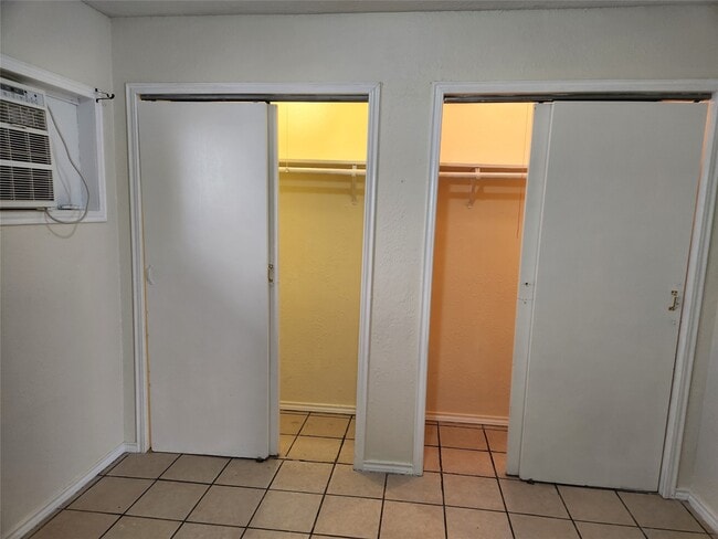 Photo - 1803 Church St