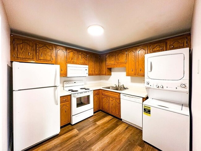 Photo - 100 Ballygar St Unit N