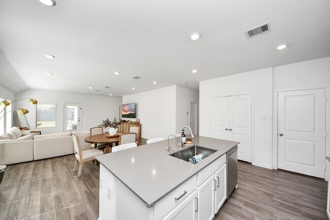 Photo - 2302 Dewford Fls Dr