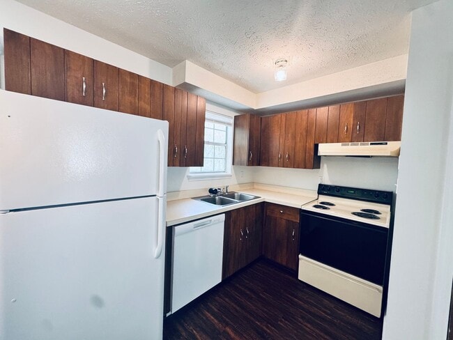 Photo - 1503 Ramsgate Ln Unit Apt. A