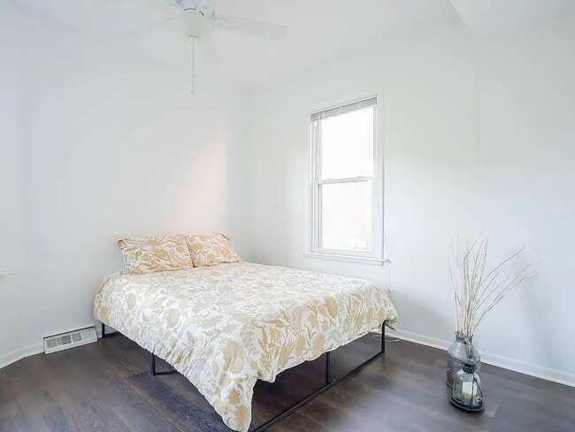 Photo - Michigan Ave