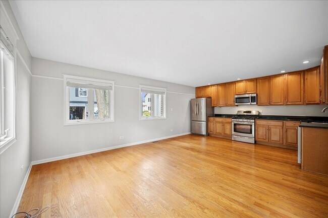 Photo - 532 Inverrary Ln