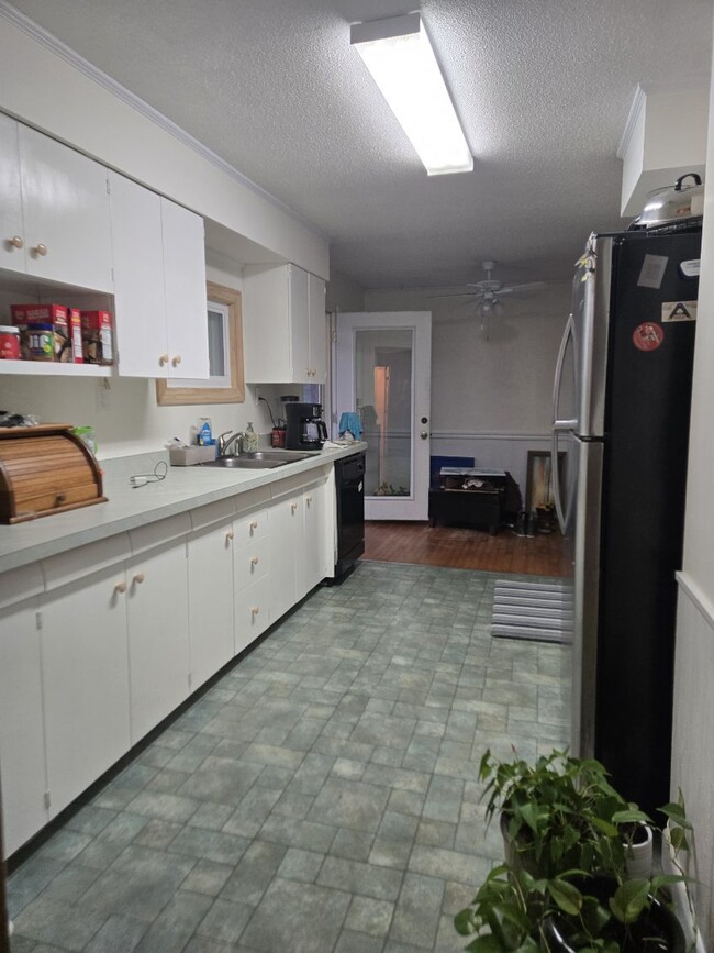 Photo - 121 Shore Dr