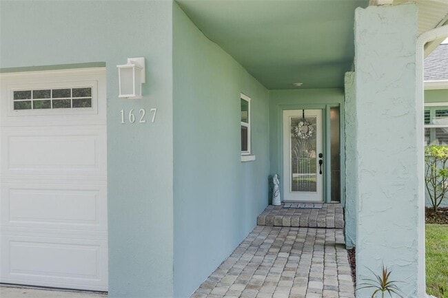 Photo - 1627 Dale Cir S