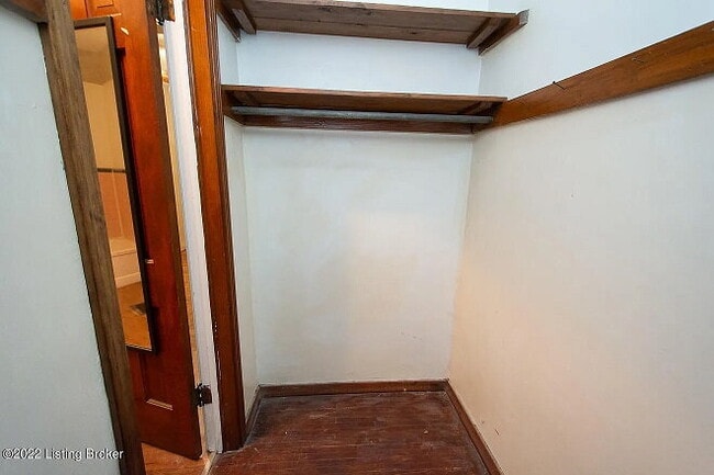 Photo - Charming 1 bed, 1 bath apartment in old louisville. Unit # 2