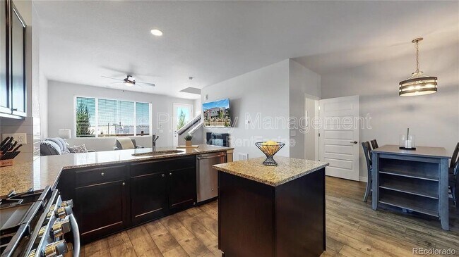 Photo - 6605 Warren Dr