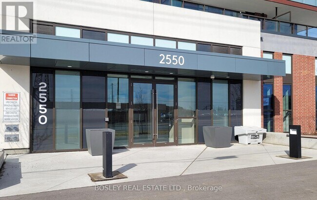 Photo - 2550 Simcoe St N