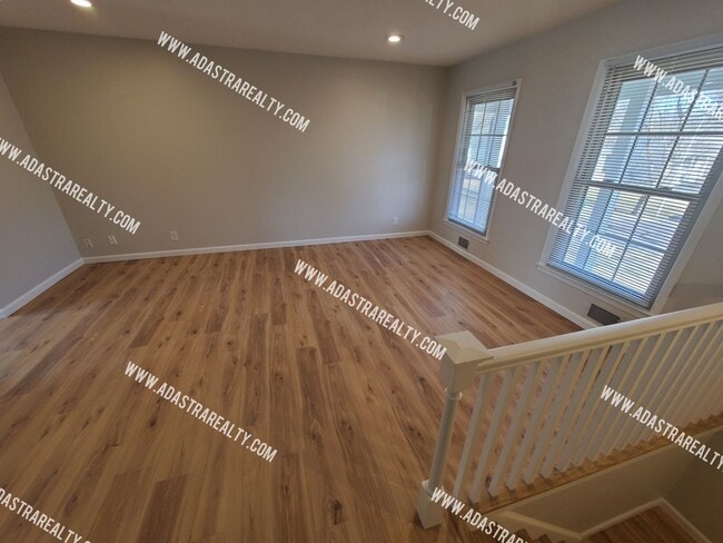 Photo - Absolutley Beautiful 4 Bedroom 2.5 Bath Overland Park Home-Available NOW!!