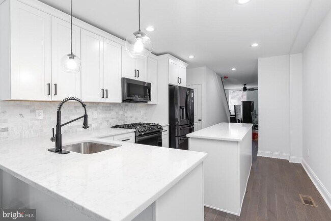 Photo - 1436 Haubert St