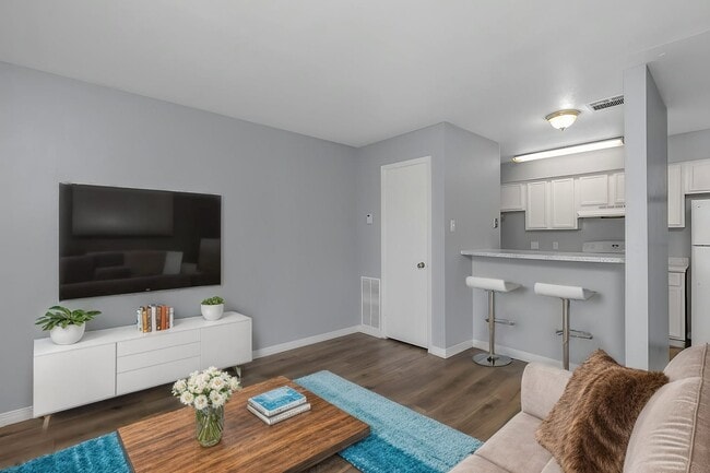 Photo - Lifestyle on Pines