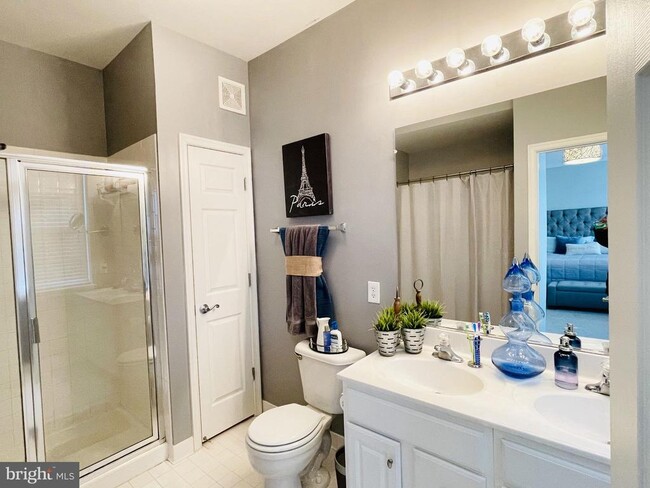 Photo - 1850 Cedar Cove Way