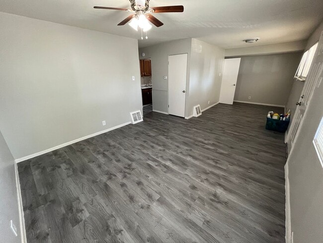 Photo - 3 Bedroom 1 Bath Home with Carport & Fence...