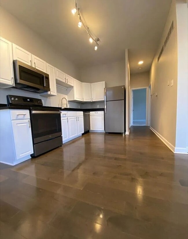 Building Photo - 3867 Botanical Ave Unit 3867 1E-B