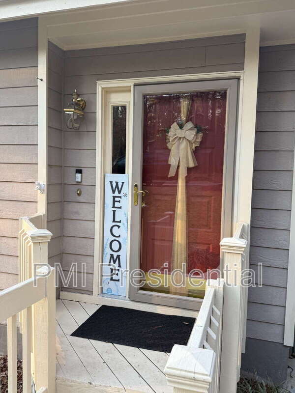 Photo - 14300 Cove Ridge Pl