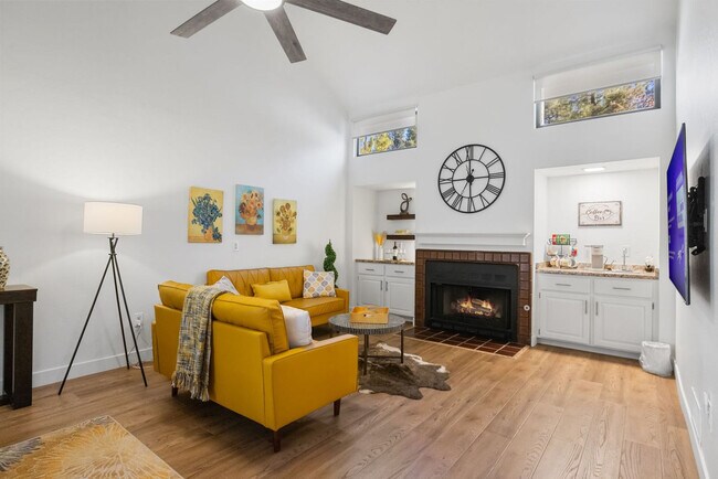 Photo - 1353 Coyote Rd Unidad ID1257807P