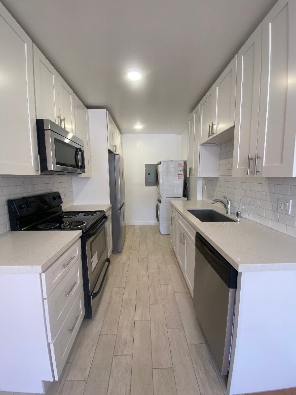 Photo - 1849 S Bentley Ave Unit 103