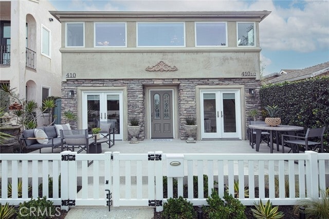 Photo - 410 Acacia Ave