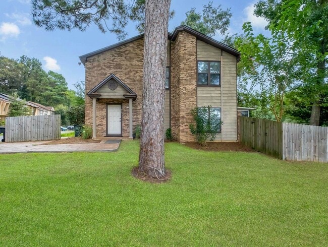 Photo - 619 Acorn Grove Ct Townhome