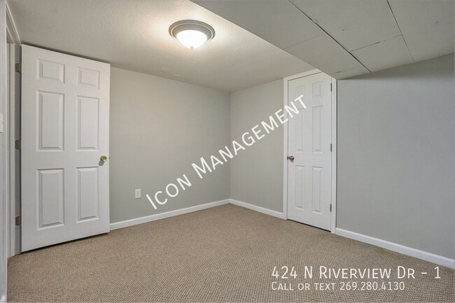 Photo - 424 N Riverview Dr Unit 1