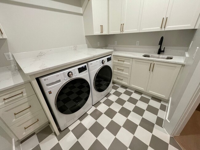 Photo - 5 Bedroom Home In Washington Fields