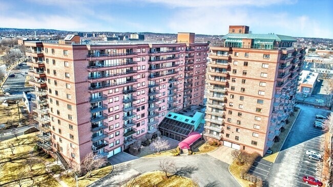 Building Photo - 3920 Mystic Valley Pkwy Unit 402 Rental