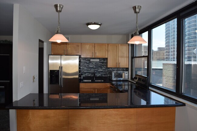 Photo - 2700 N Hampden Ct Unit 7A