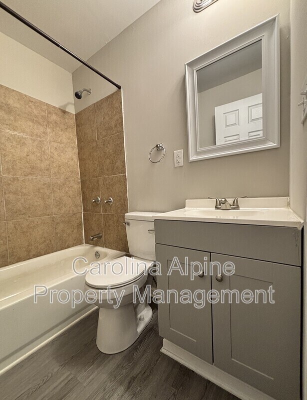 Photo - 819 Buffalo St Unit A-B