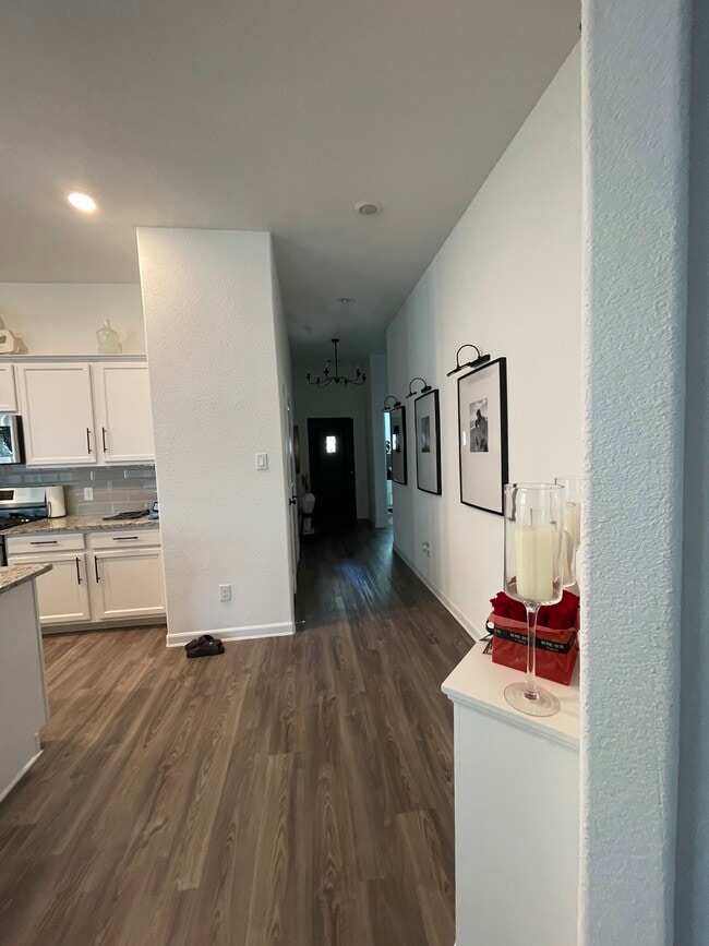 Photo - 16152 Dockside St