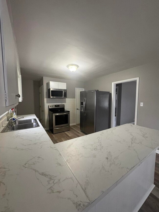 Photo - 1117 Meridian Dr