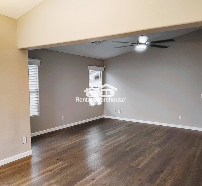 Photo - 1739 N Sinova