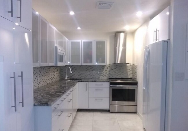 Photo - 10 Weston Ave Unit 104